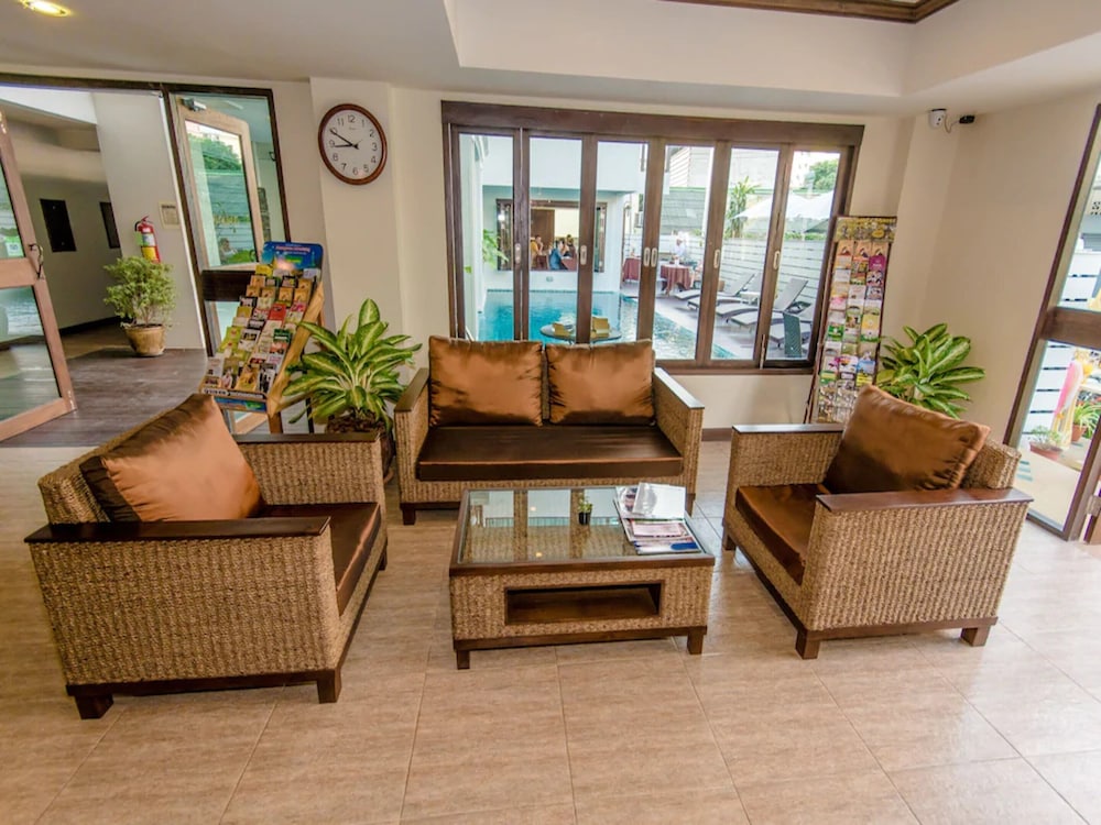 Goldenbell Hotel Chiangmai 56/60