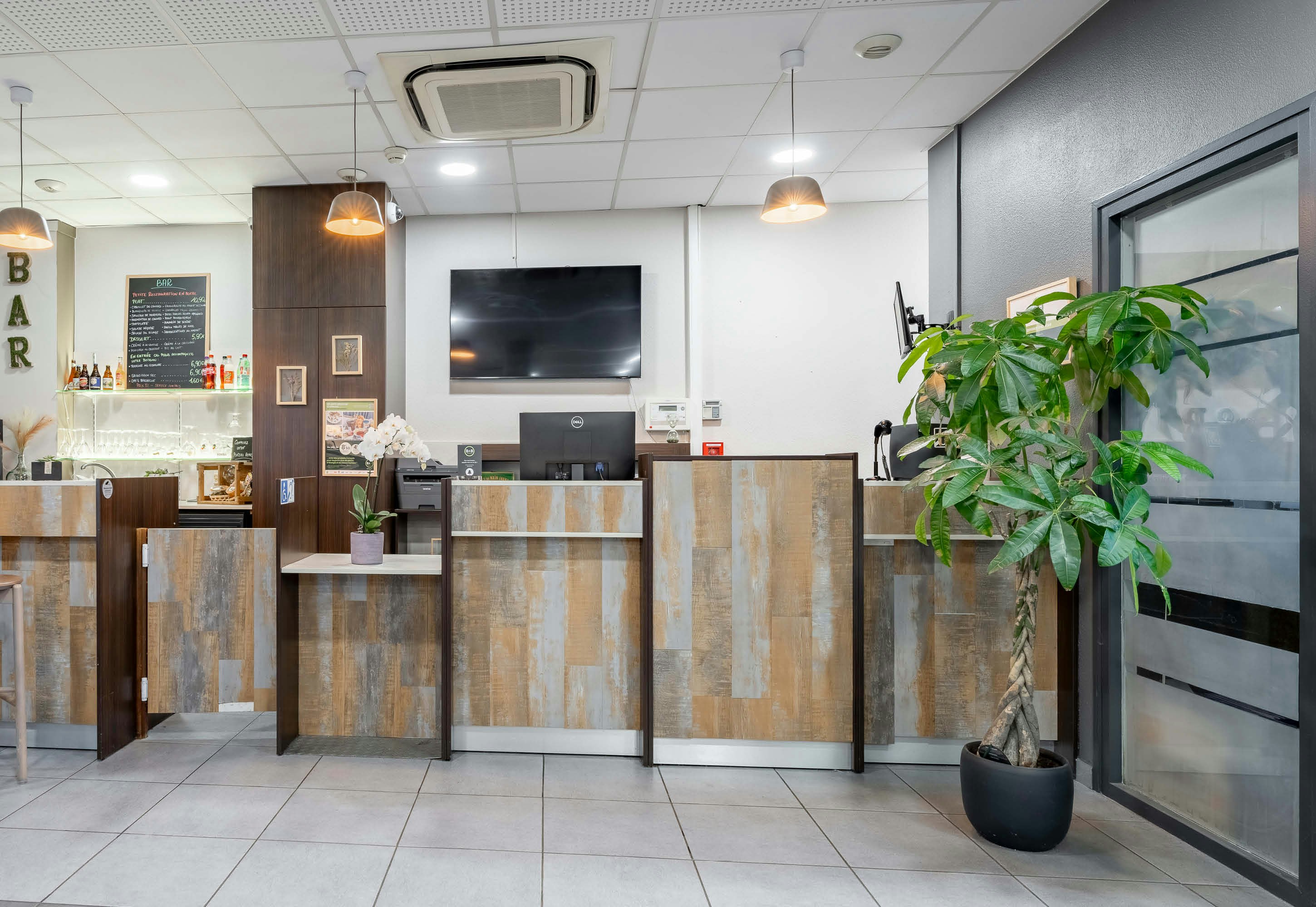 B&B HOTEL Maubeuge Louvroil 7/36