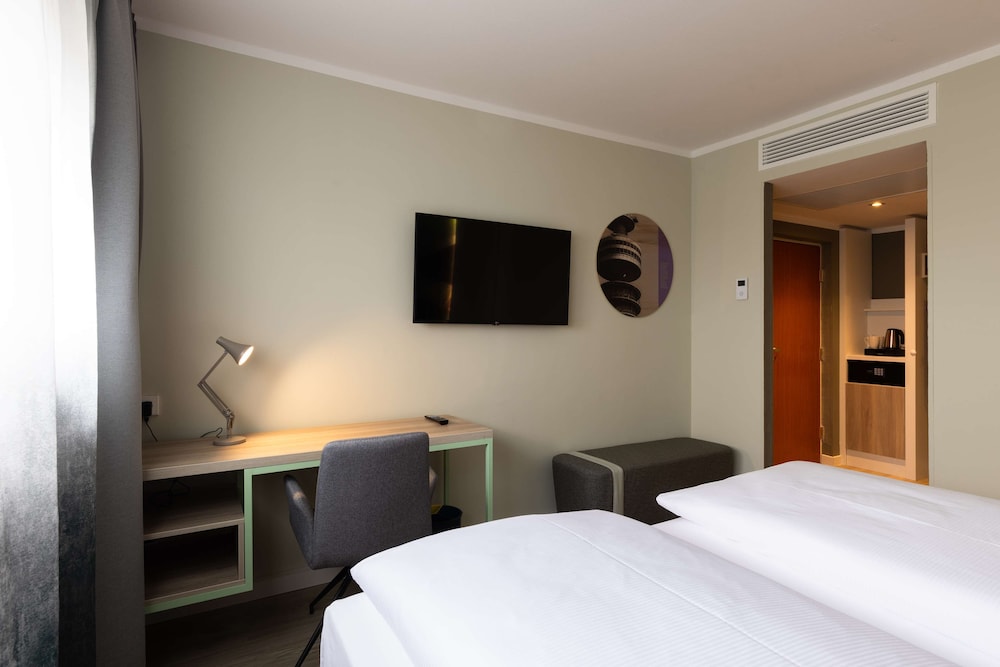 STANDARD, DOUBLE BED