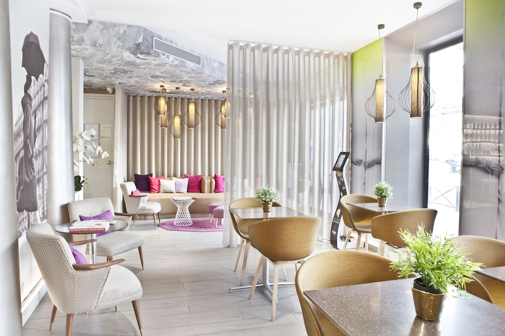 Hotel Eiffel Segur 49/69