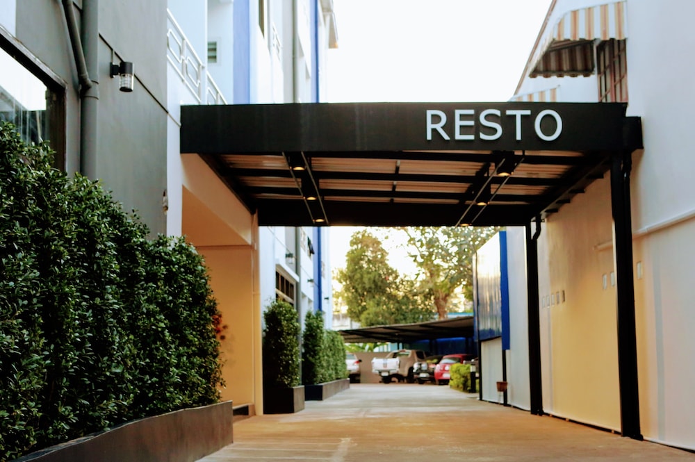 The Resto 2/30