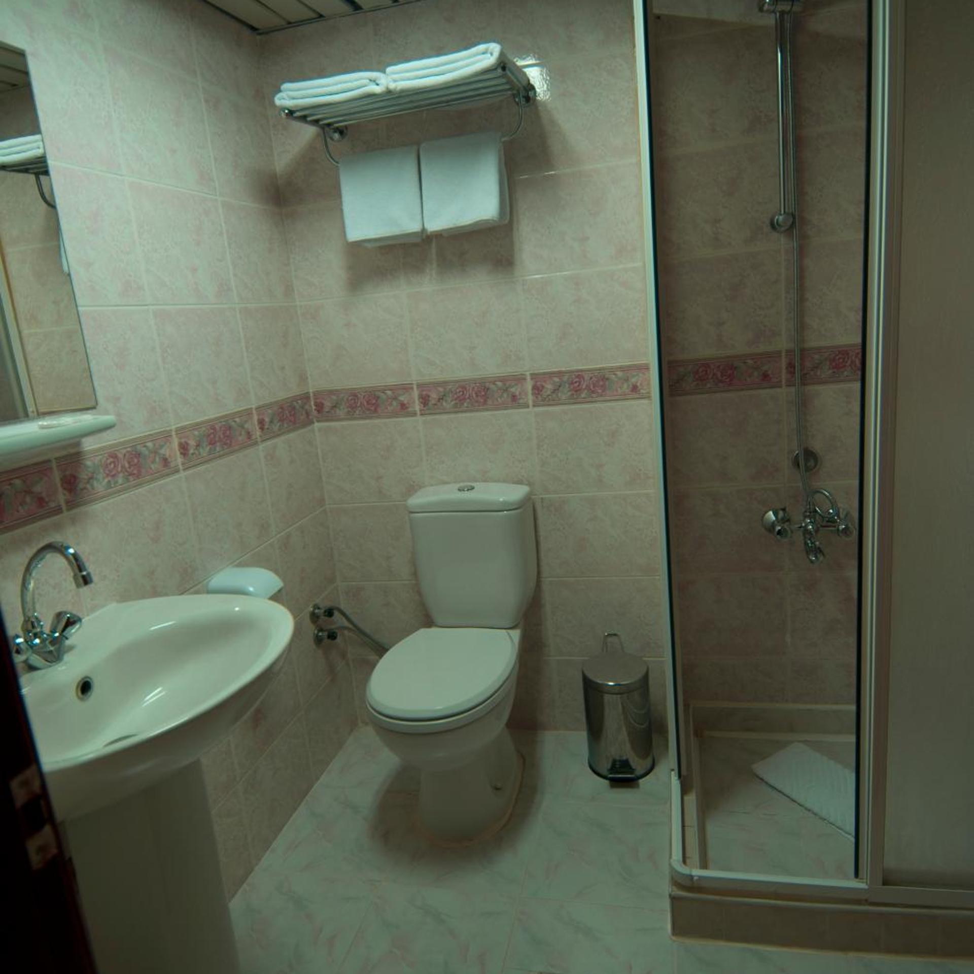 Saban Acikgoz Hotel 25/27