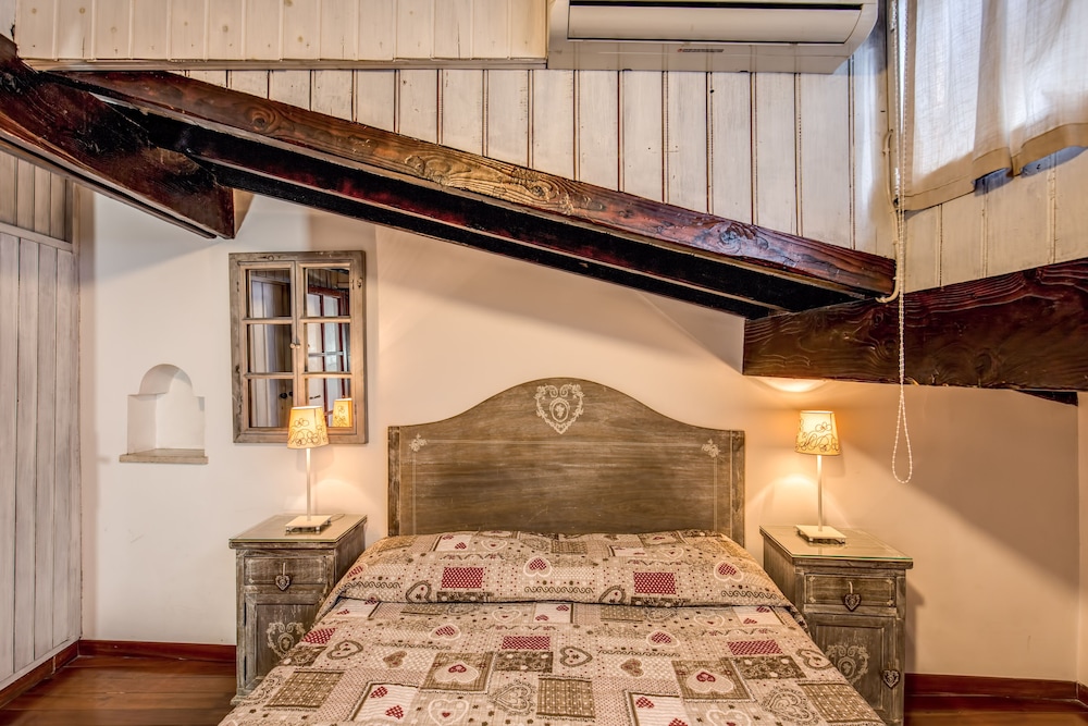 The House In Trastevere 3/48
