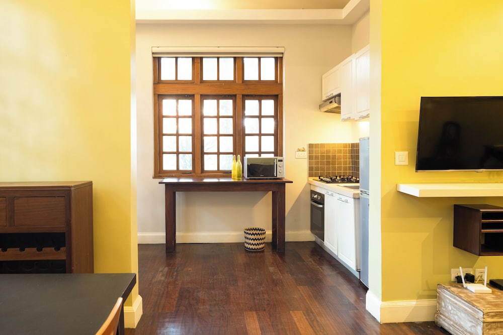 Olma Colonial Suites 55/66