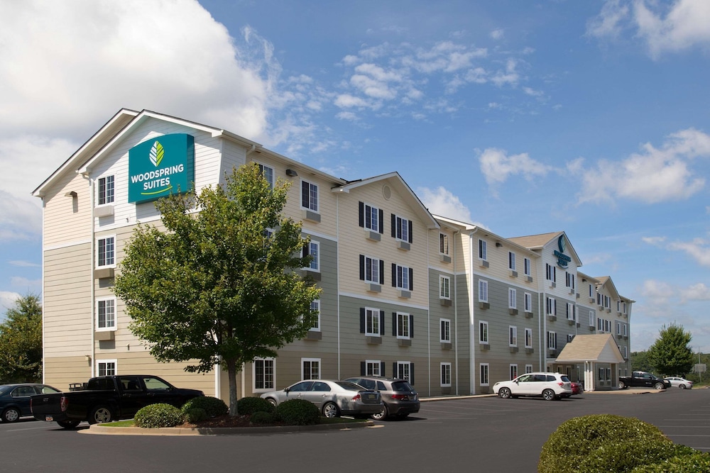 WoodSpring Suites Greenville Simpsonville 13/17