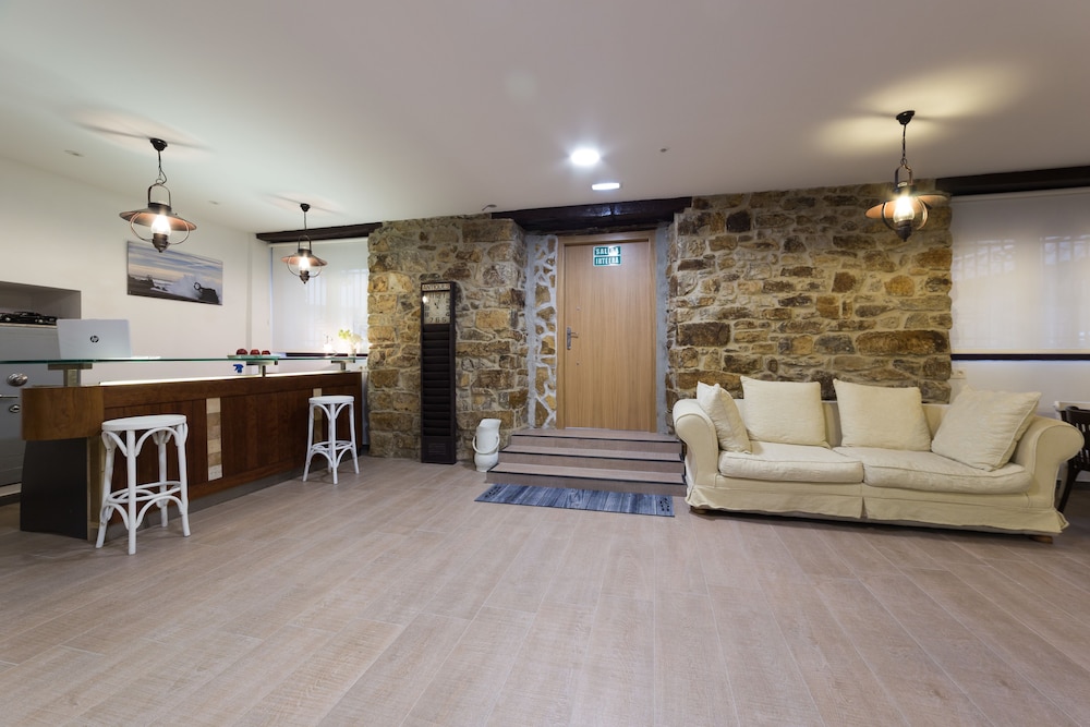 Petit Hotel Goierri 28/43