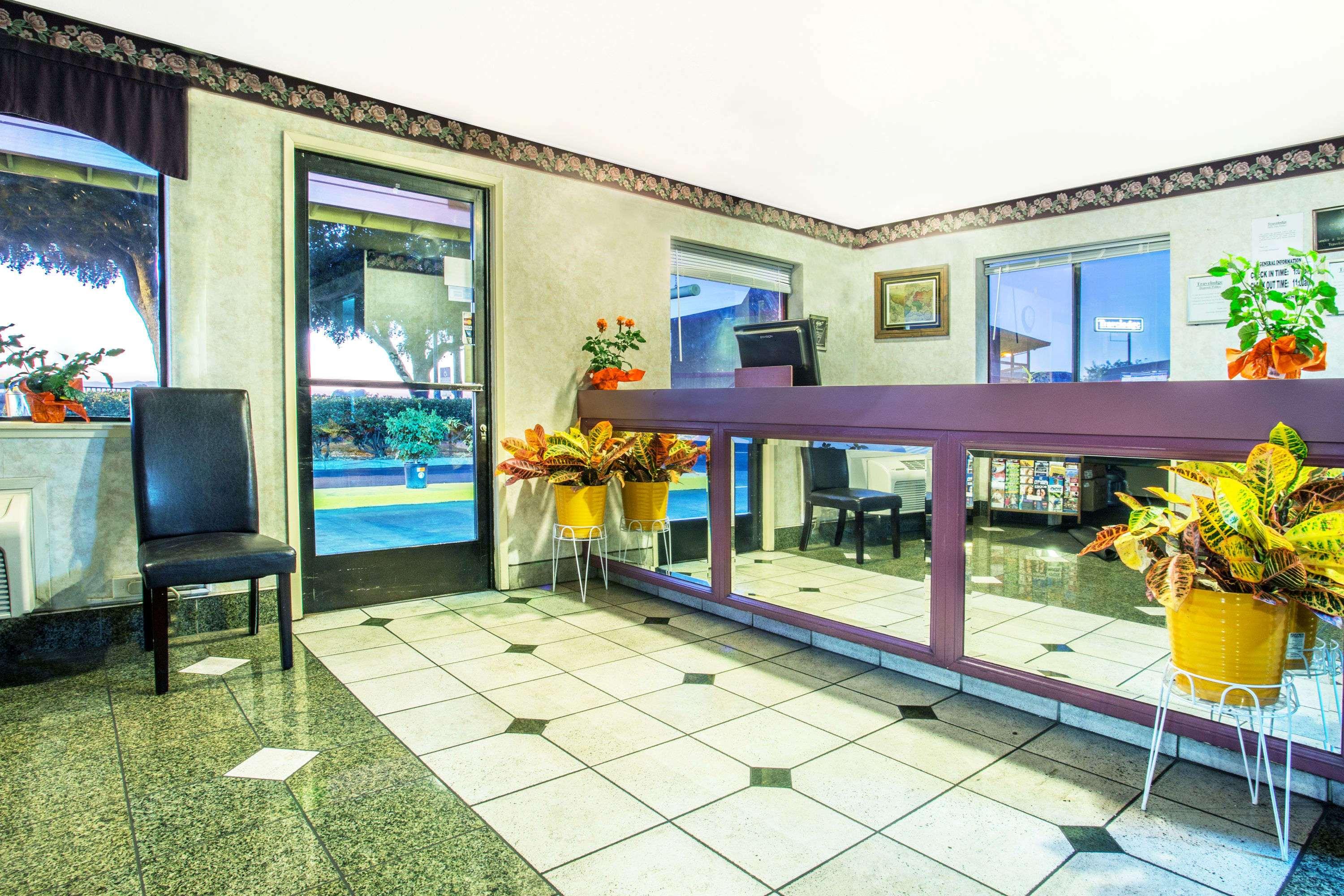 Travelodge By Wyndham Turlock 3/18