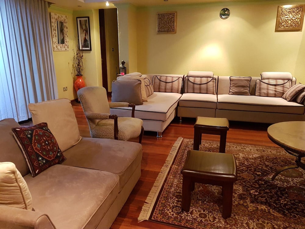 Spurwing Guest House 24/50