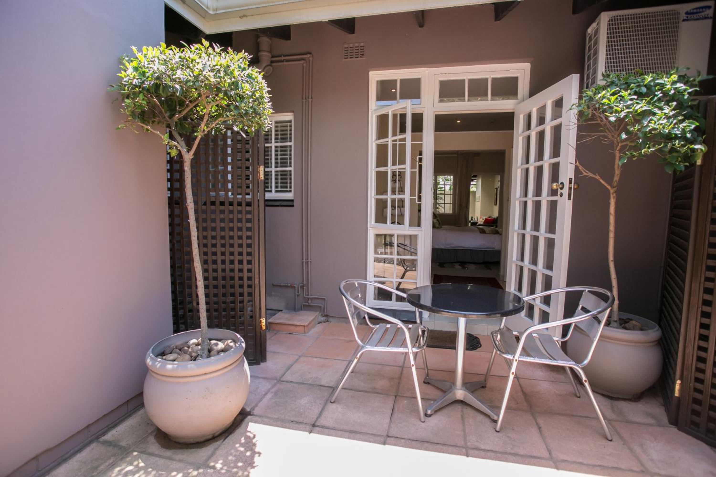 Westville Bed Breakfast Guest House 96/99