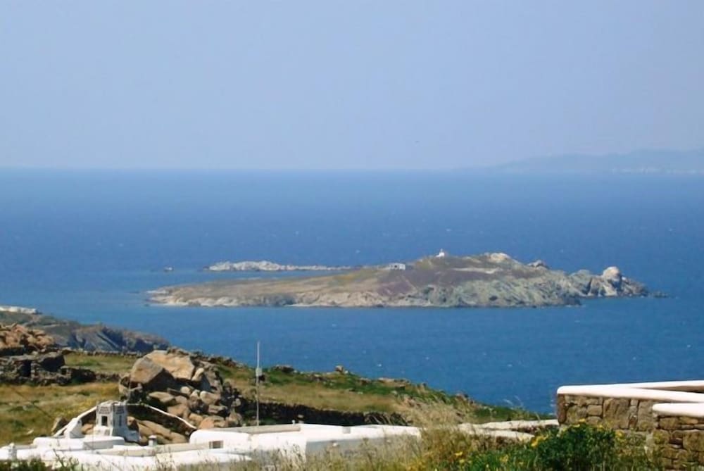 Giannoulaki Hotel 41/54