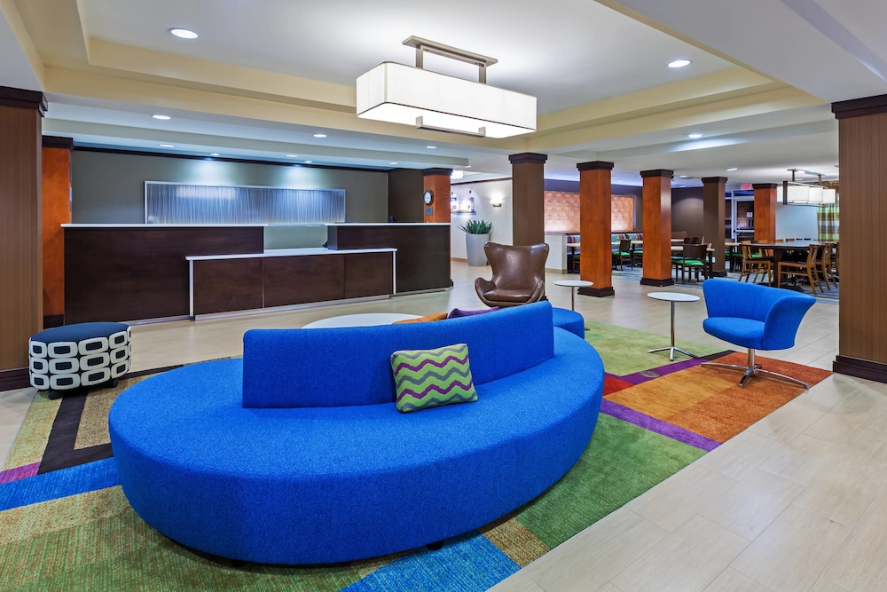 Fairfield Inn and Suites Rogers 37/56