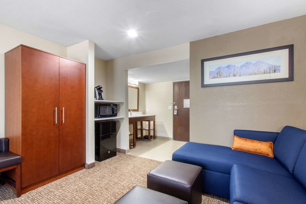 Comfort Inn Suites Pinetop Show Low 20/28