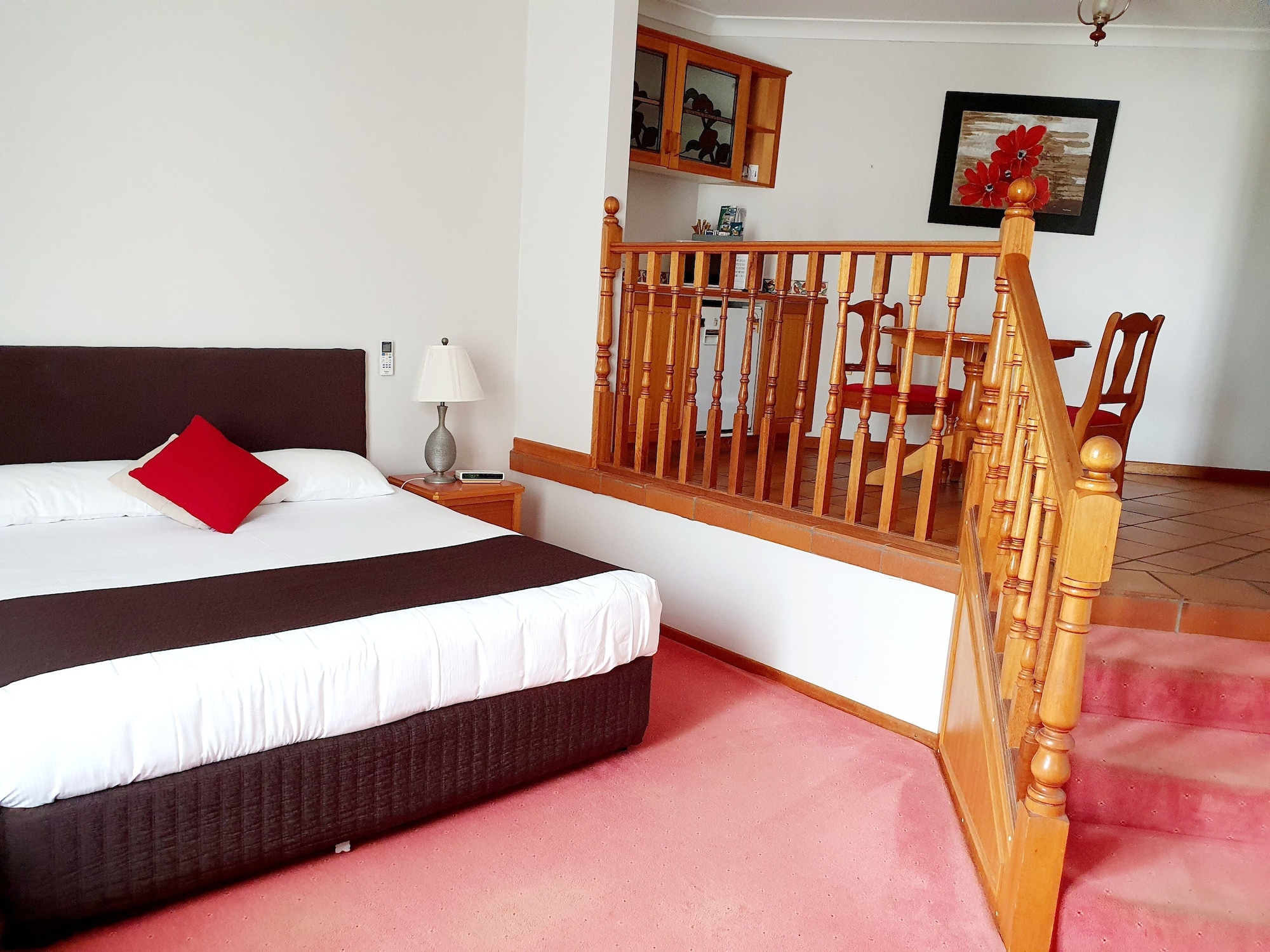 Executive, King Bed