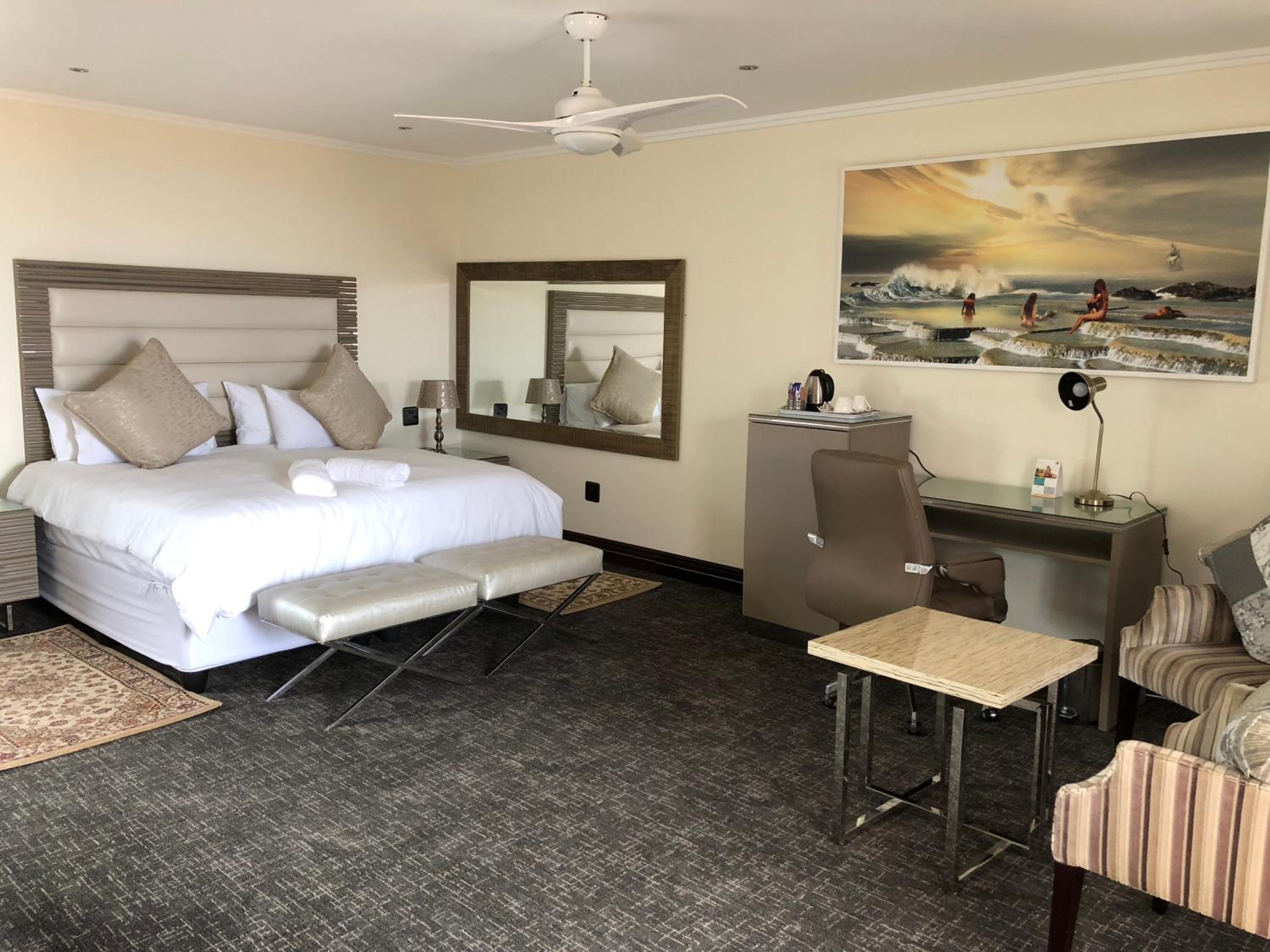 Coral Beach Bed & Breakfast 5/23