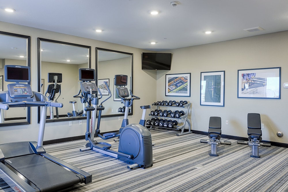 CANDLEWOOD SUITES LAKEVILLE I-35 18/32