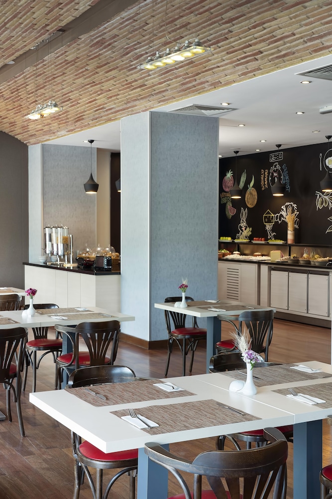 Ibis Eskisehir 27/50