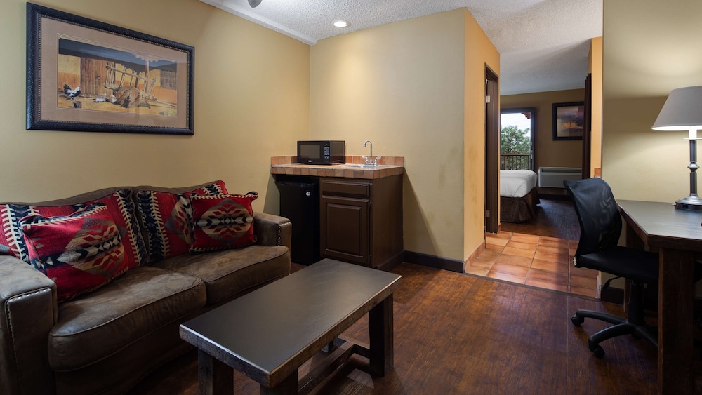 Best Western Plus Inn Of Santa Fe 33/38