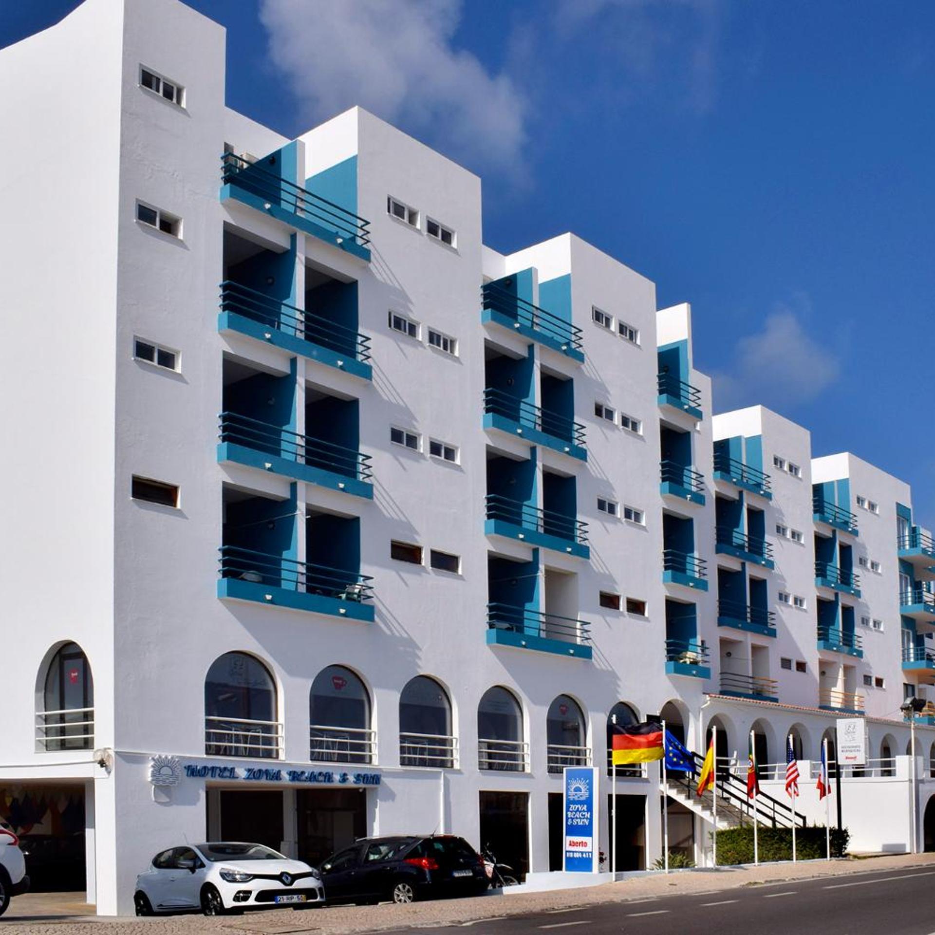 THE FOZ Beach Hotel 8/50