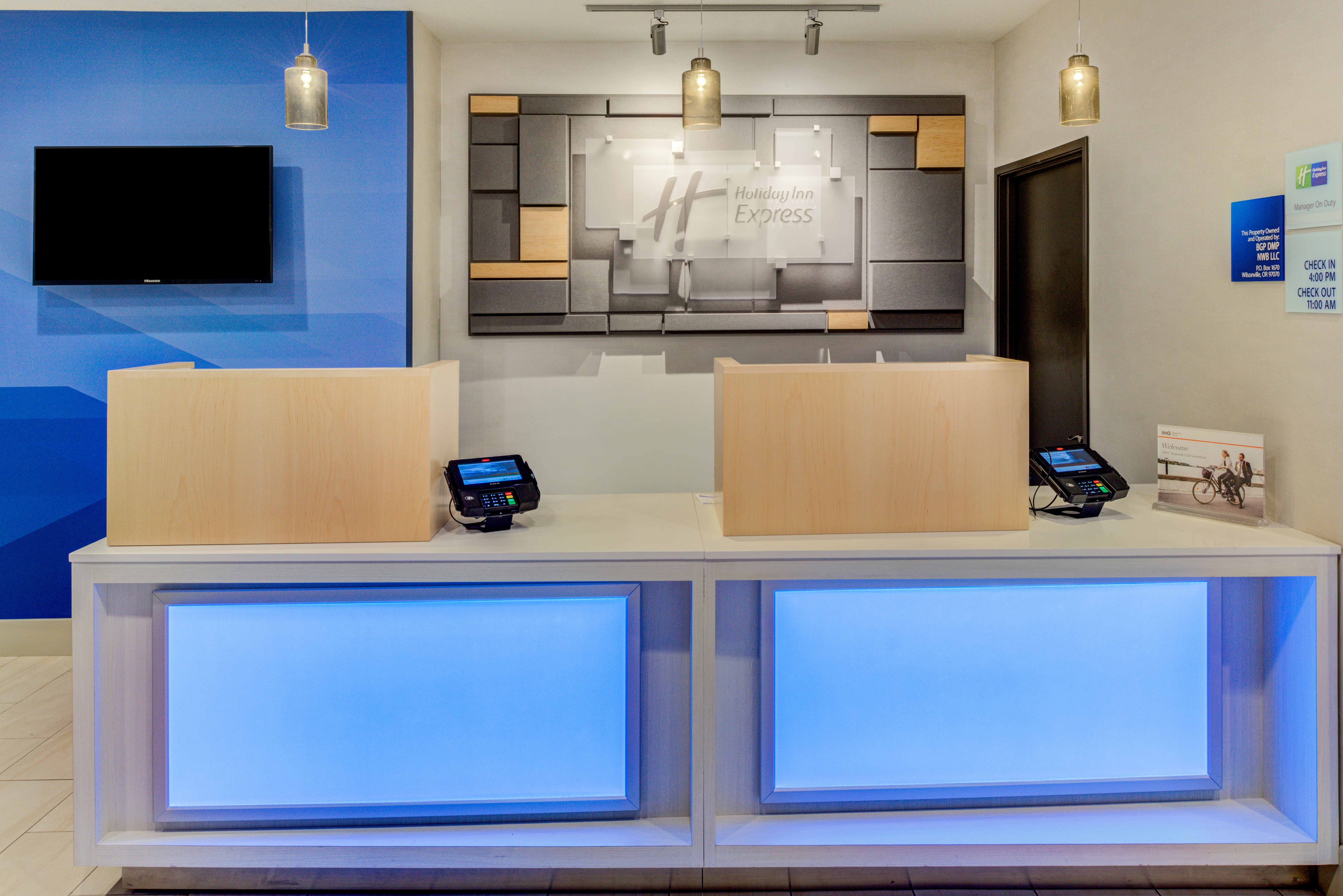 HOLIDAY INN EXPRESS NEWBERG - WINE COUNTRY 43/60