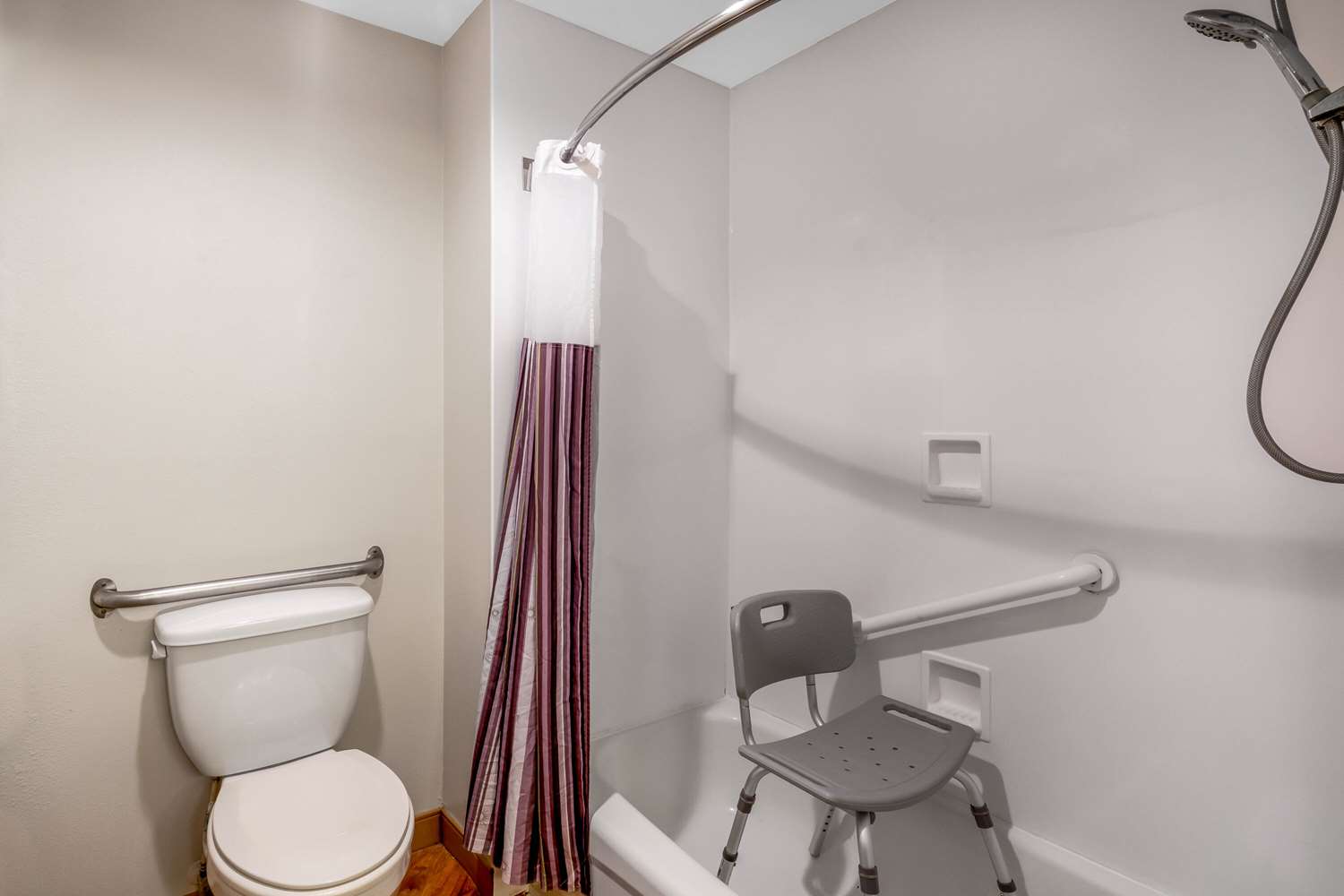 Baymont by Wyndham Meridian 34/34