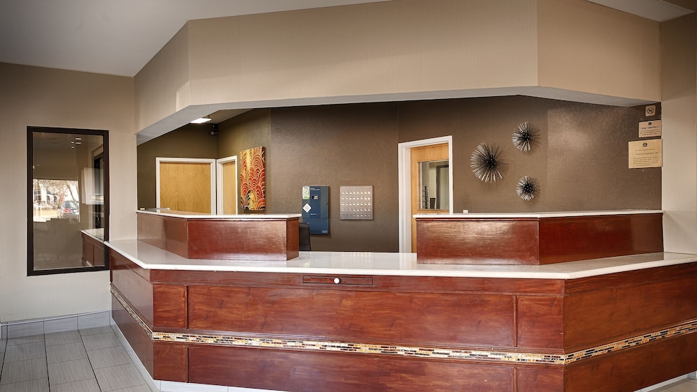 Americas Best Value Inn & Suites Bastrop 9/39