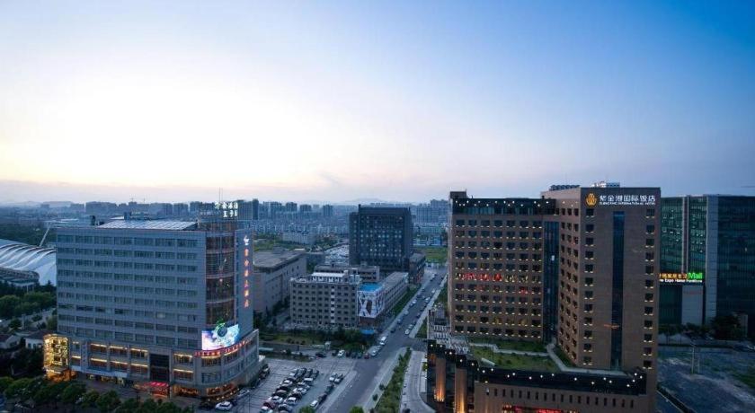 Zijingang International Hotel 6/56