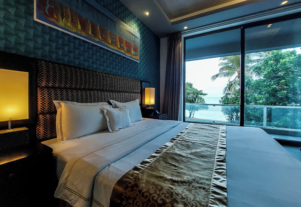 Golden Pearl Tangalle Beach 19/50