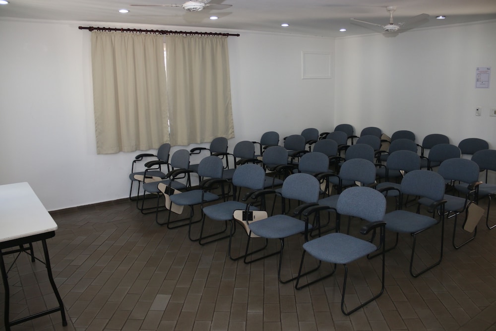 Hotel Jaguary 54/64