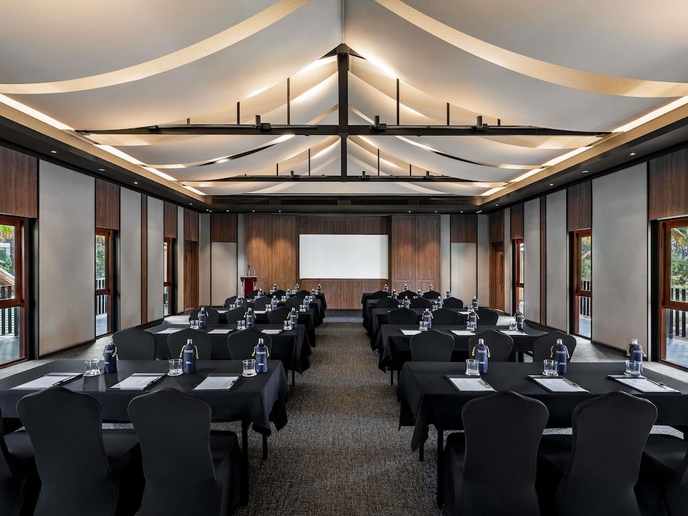 Grand Mercure Khao Lak Bangsak 39/49