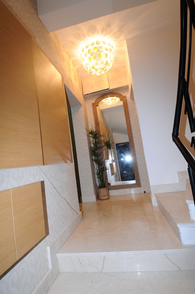 Cheya Gumussuyu Residence 5/55