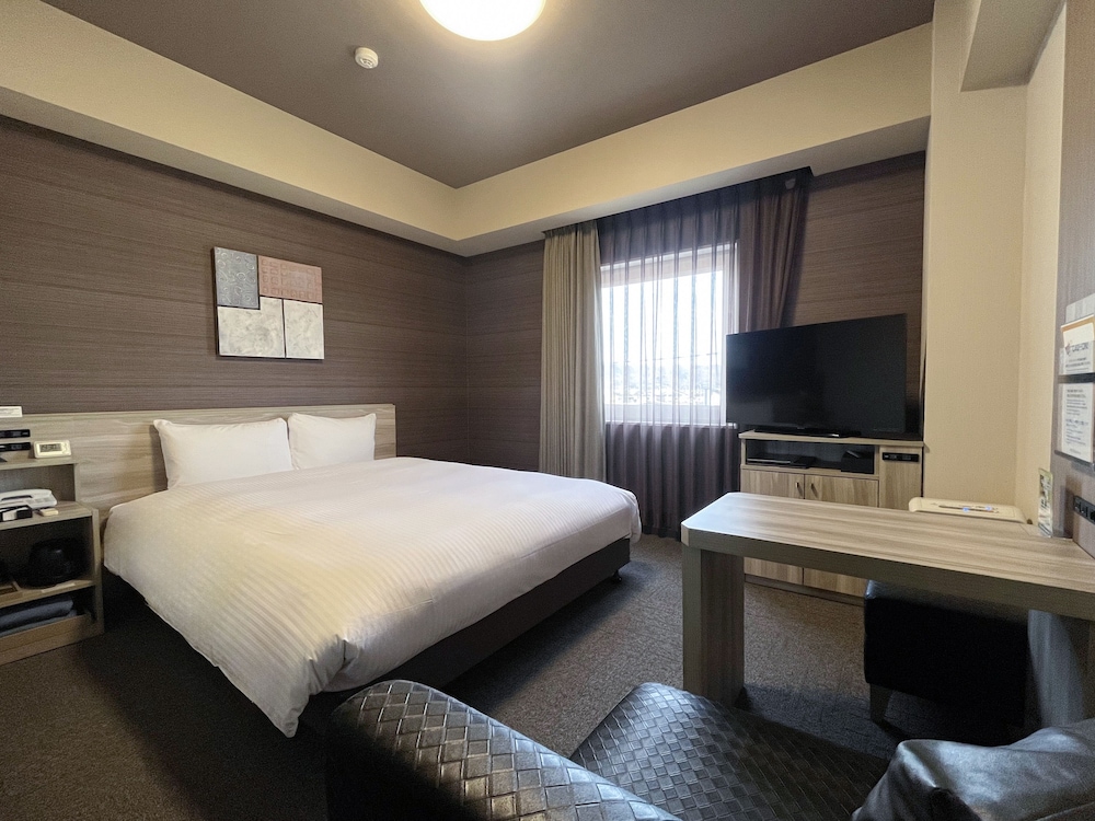 Hotel Route-Inn Kurashiki Mizushima 12/28