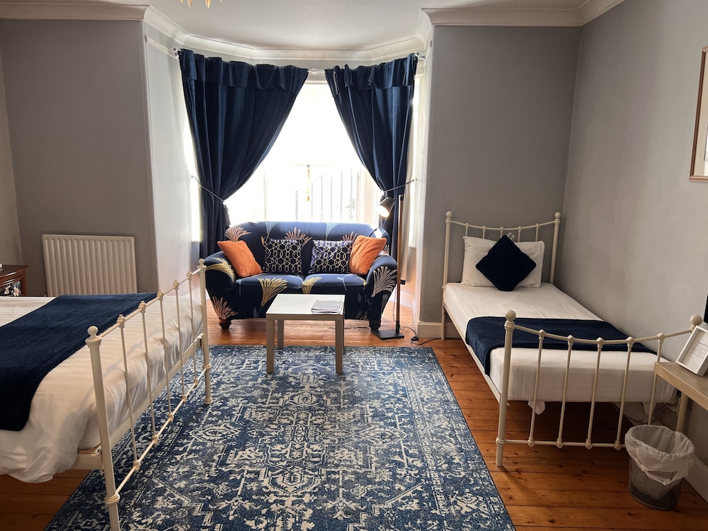 Ardenlee Guest House 39/69