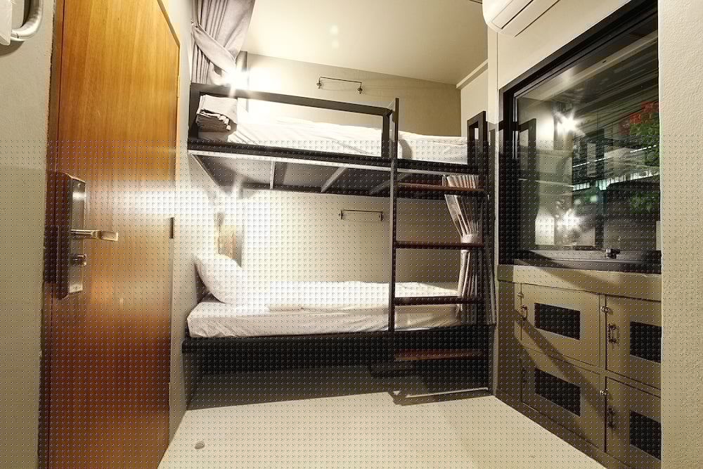 Here Hostel 22/66