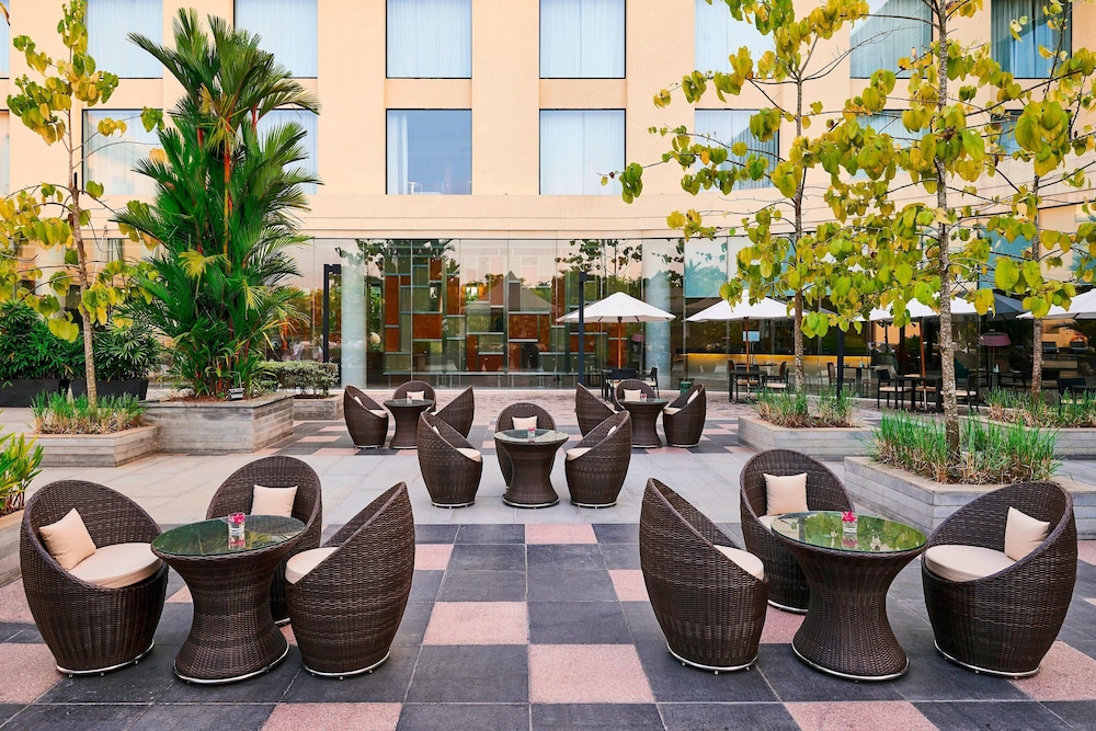 Courtyard By Marriott Kochi Airport 42/51