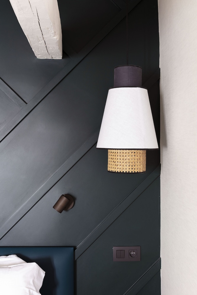 Hotel Bastille Speria 27/48