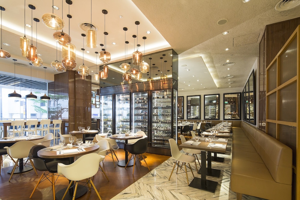 Amara Singapore 45/59