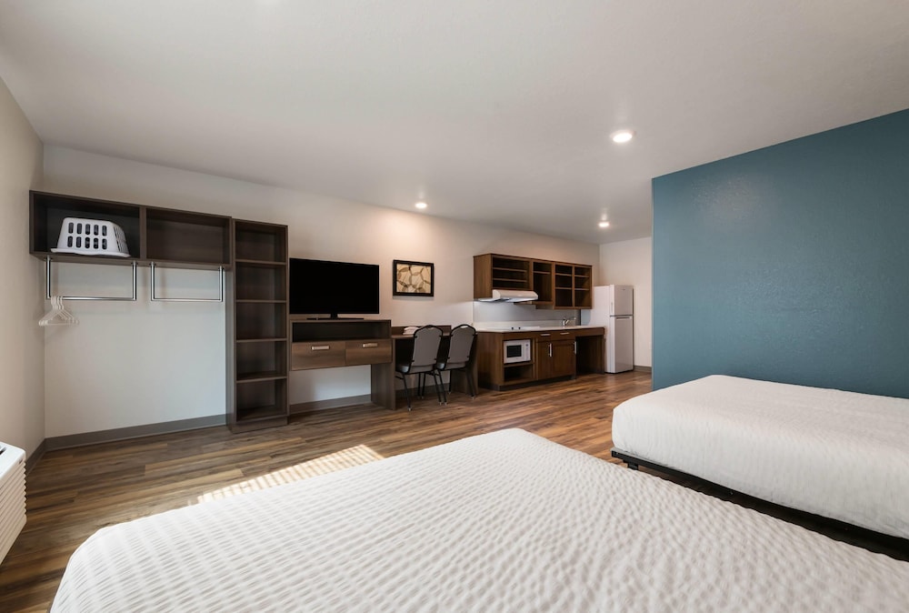 WoodSpring Suites Cocoa Beach - Rockledge 11/37