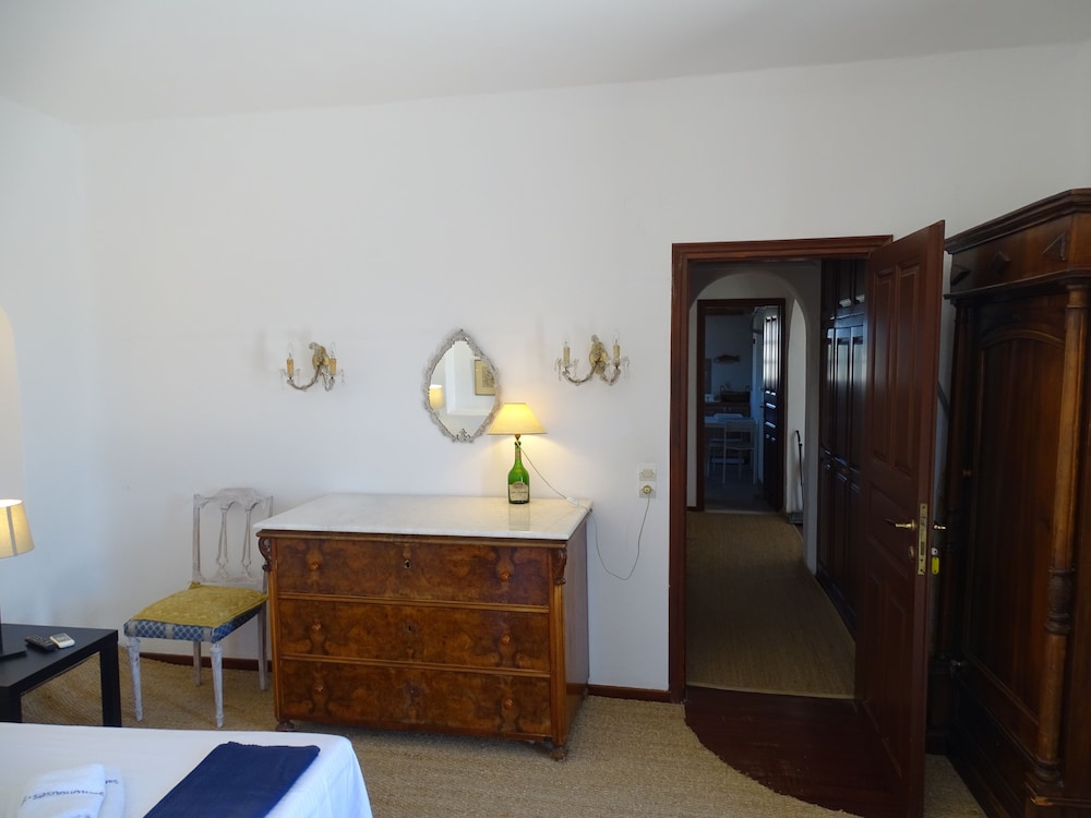 MONOLITHOS HOTEL 9/55