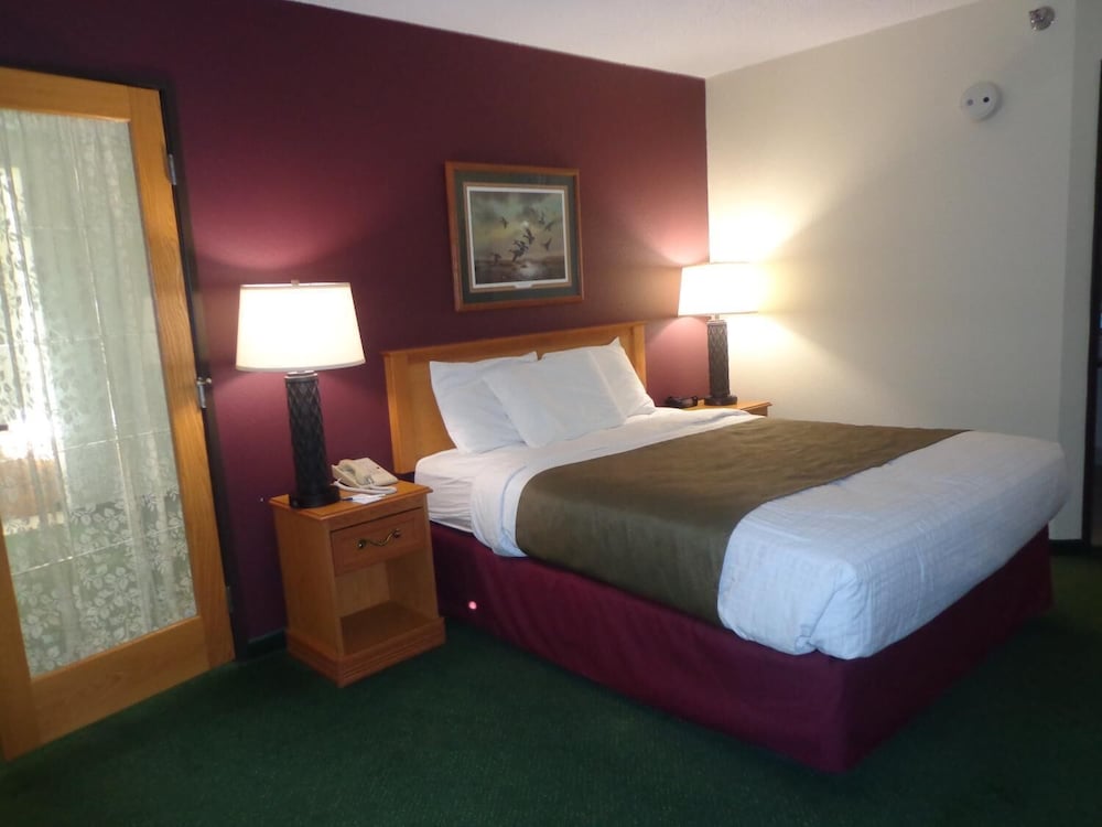Americinn By Wyndham Madison Sd 11/23