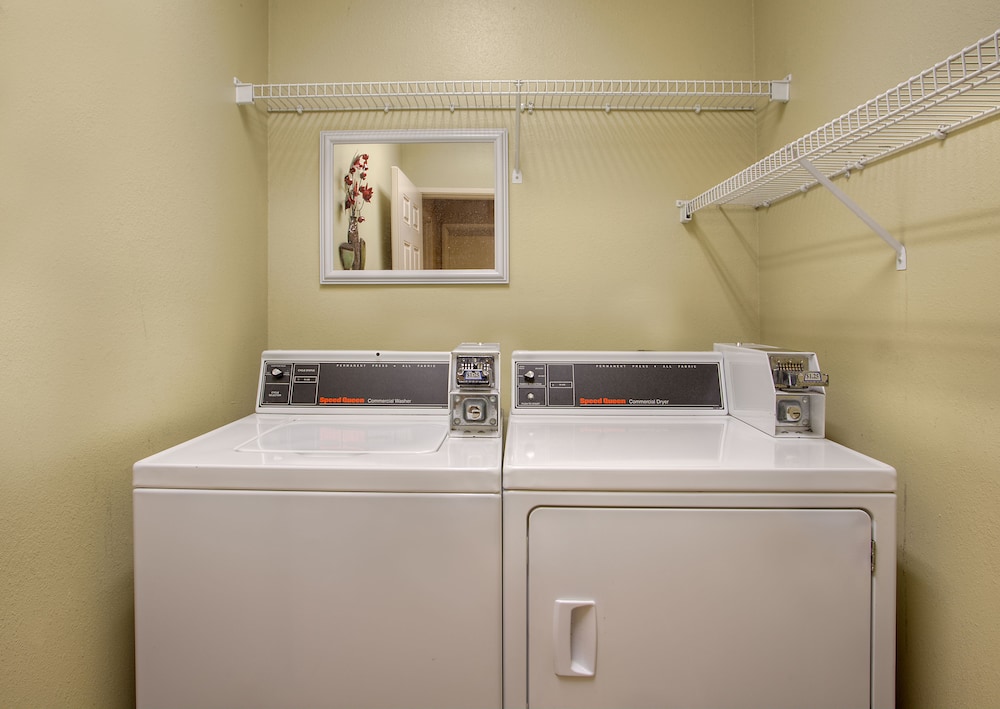 Comfort Inn and Suites Shelbyville KY 23/50