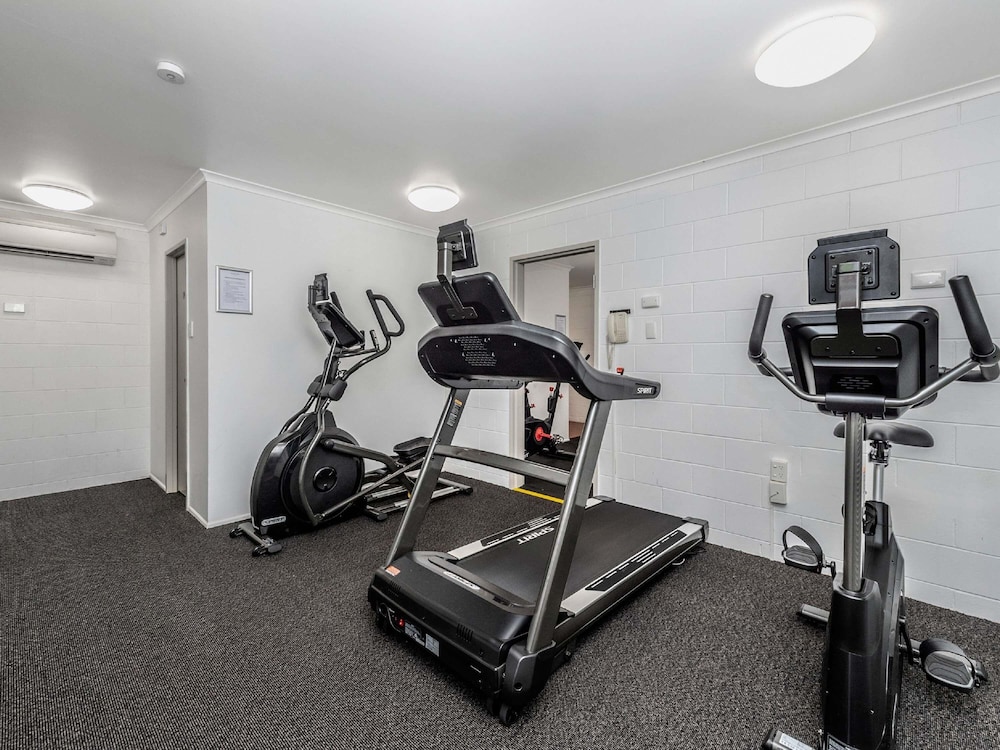 MERCURE TOWNSVILLE 38/61
