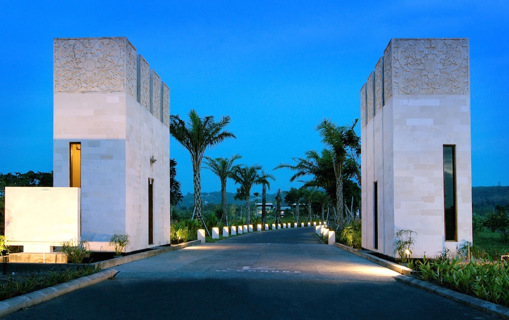 Le Grande Bali 13/72