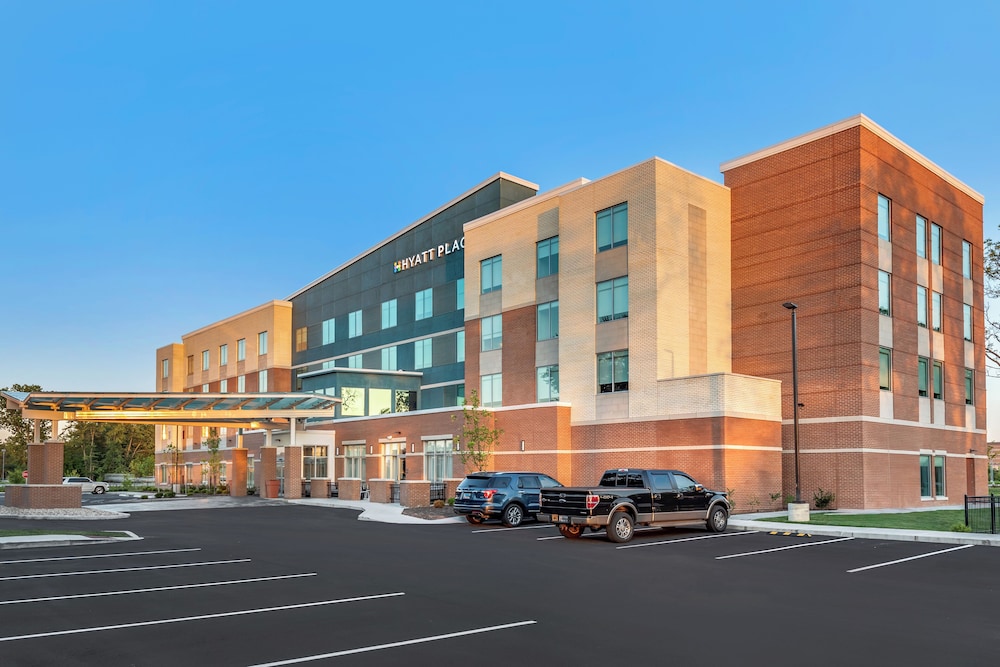 Hyatt Place Indianapolis Carmel 48/54