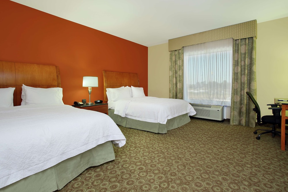 Hampton Inn And Suites Buffalo Tx 16/65
