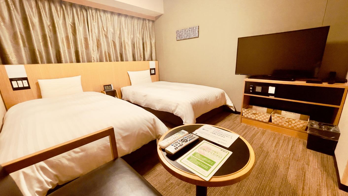 Hollywood, Twin Beds