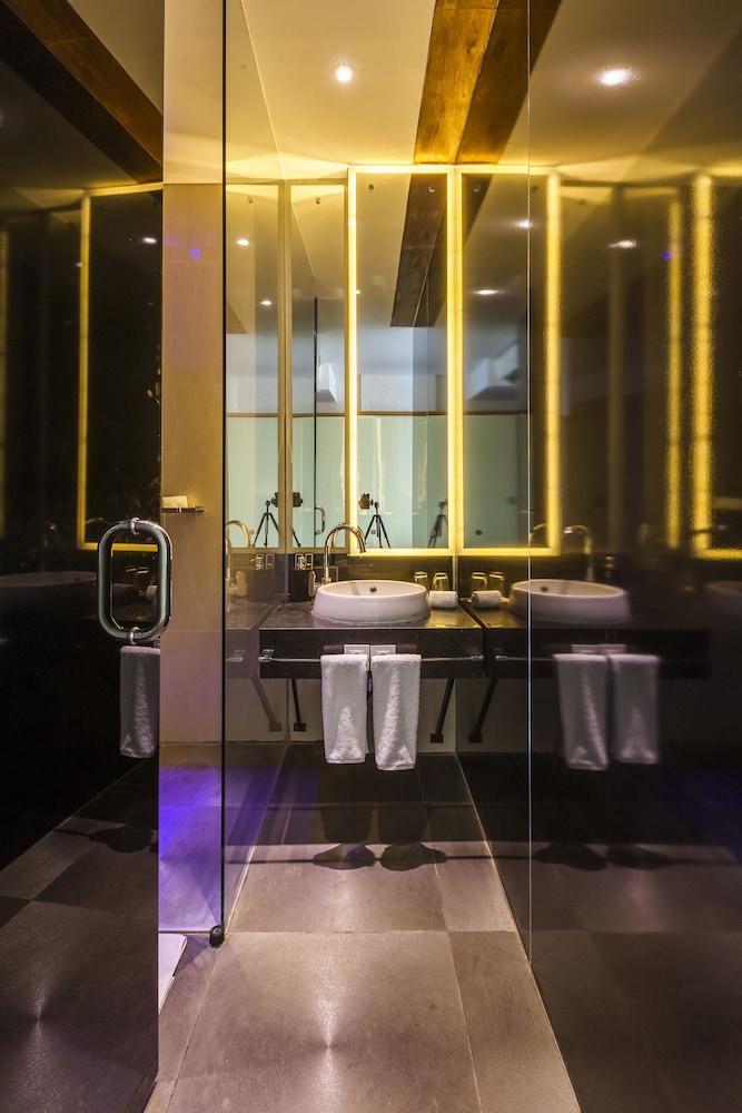 Imani Suite Seminyak 46/50