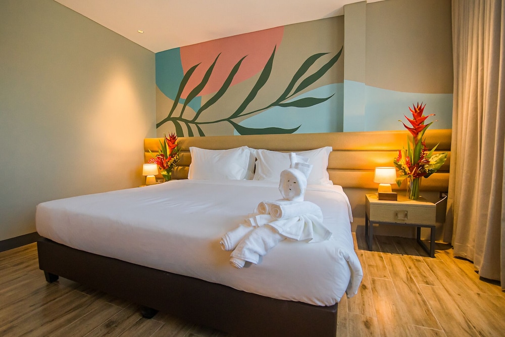 1521 Hotel 25/45