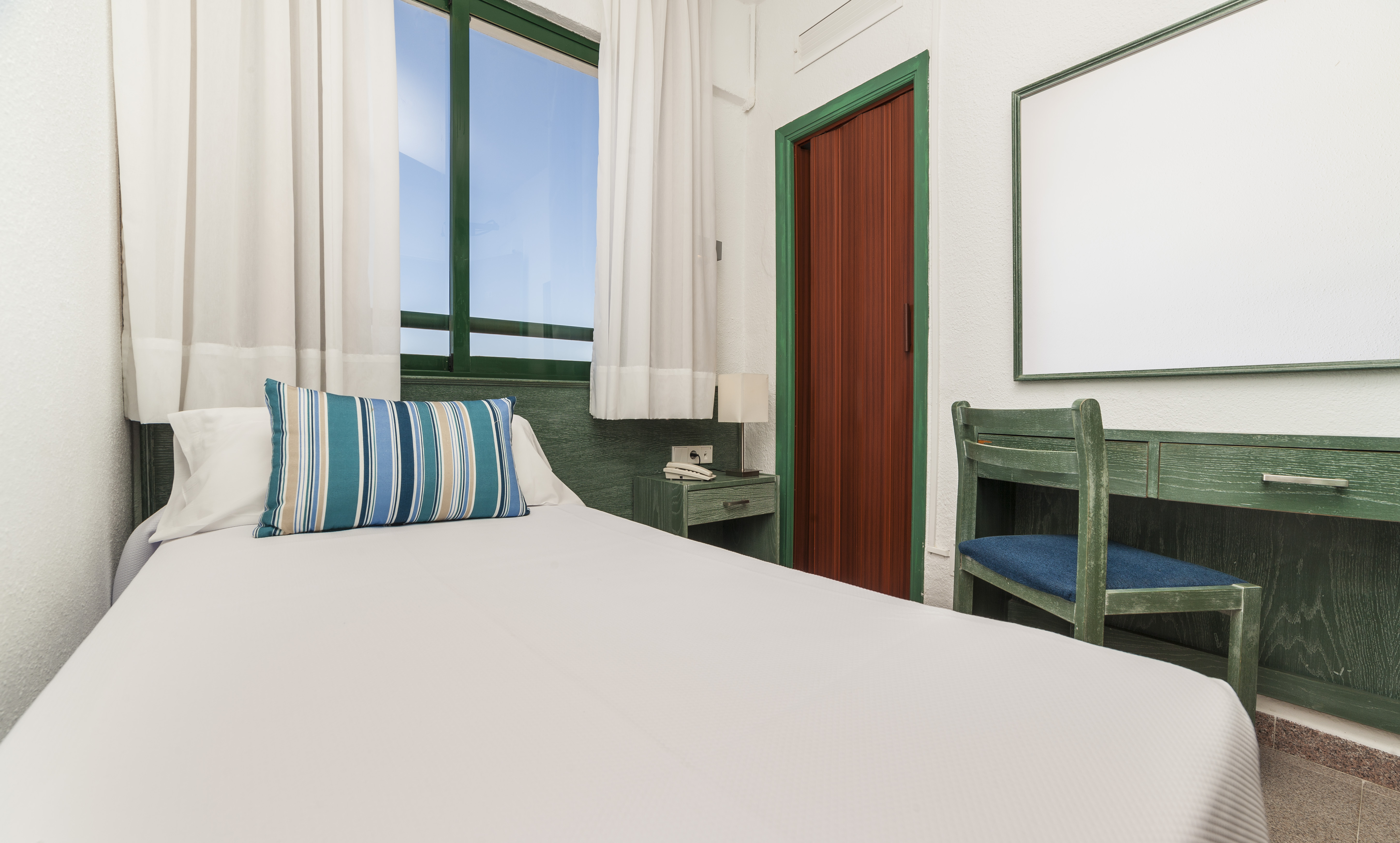 Globales Calan Blanes Ex Hi Calan Blanes Beach 7/36