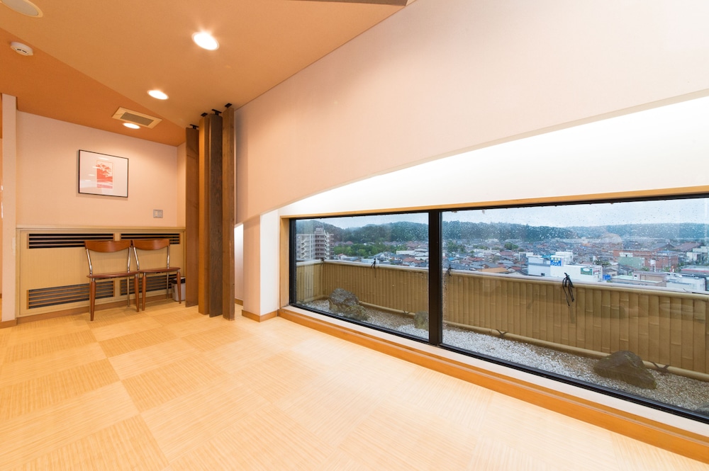 APA Hotel Kaga Daisyoji-Ekimae 44/57