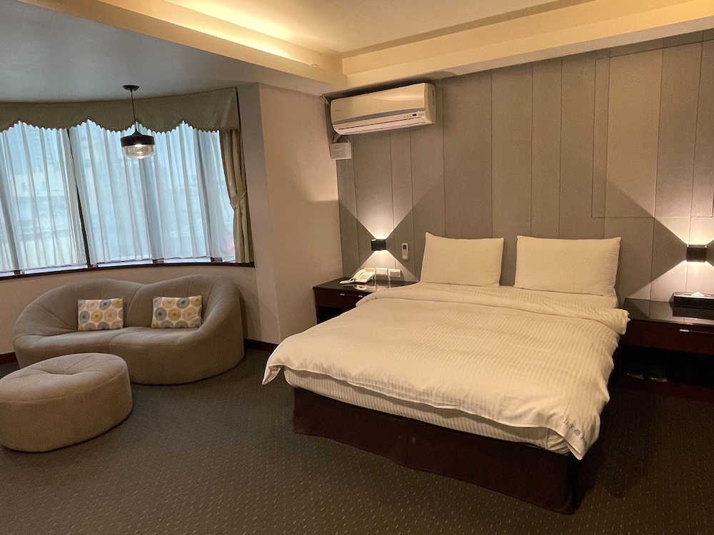 Sun Sweet Hotel 9/65